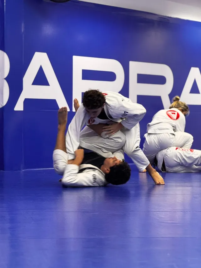 Turma Adultos — Todos os níveis da Gracie Barra Novo Leblon